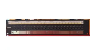 Bittree B96DC-FNLLT/E3 M20U12B Patchbay Audio Bantam TT 96 Point Panel - Bild 1 von 4