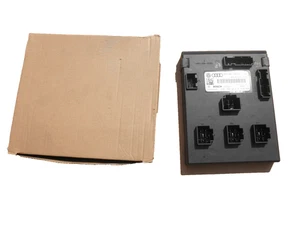 Audi A4 A5 Vehicle Electrical System Control Unit 8K0907063K New - Picture 1 of 3