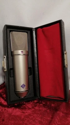 Neumann U87 AI Kondensatormikrofon Mit Seltenem Lederetui Gebraucht - Bild 1 von 4