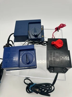 Lot of 3 Life-Like HO/N Model Train Power  Hobby Transformer Model 390J & 6607 - Image 1 of 4