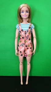 Barbie blond Mattel Gelenk mit Outfit - Bild 1 von 3