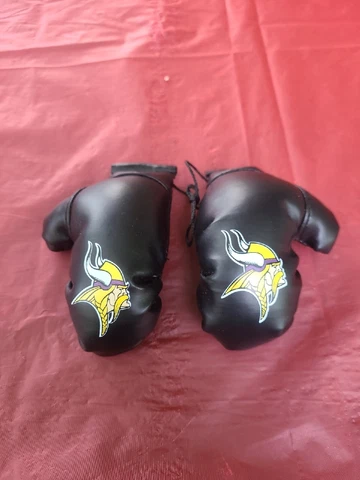Nice Minnesota Vikings Mini Boxing Gloves Cover