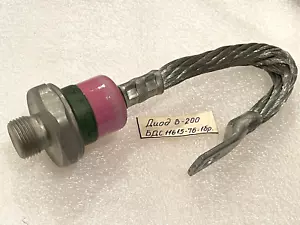 Diodo rectificador de potencia V200-6 200A 600V cátodo a perno hecho en Rusia sede nuevo de lote antiguo - Imagen 1 de 10
