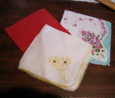 Vintage Ladies Cotton Embroidered Handkerchiefs - Image 1 of 4