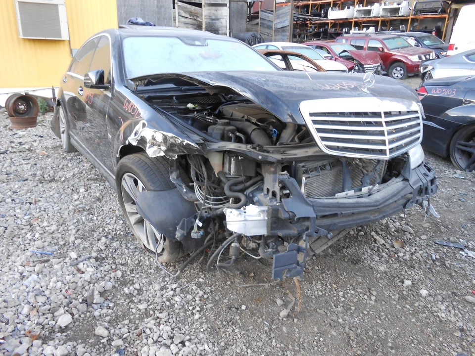 Cilindro maestro de freno usado se adapta a: Mercedes-benz Mercedes clase s 216 2012 tipo CL Foto 1 de 4