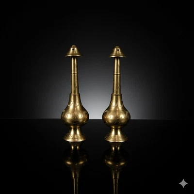 Botellas de agua rosa vintage de latón, par de 2 Foto 1 de 4