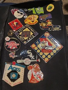 70x Vintage Fast Pitch Softball Collectors Pins Variety Midwest 90s' Betty Boop - Picture 1 of 7