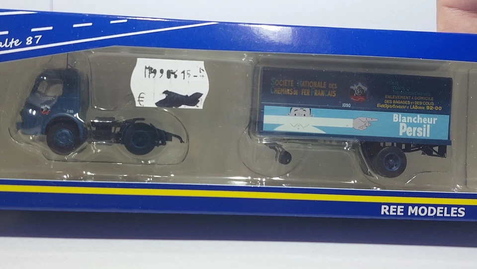 REE CB-028 Panhard Movic SCETA "Blancheur Persil" 1/87 (25/24) - Bild 1 von 1