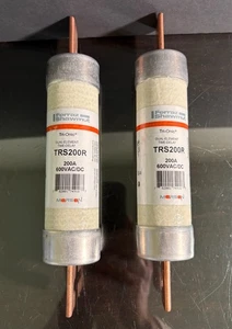 2 Mersen Ferraz Shawmut TRS200R Dual Element Time-Delay Fuse 200A 600V Tri-Onic - Bild 1 von 3