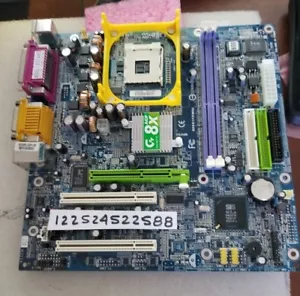 GIGABYTE SOCKET 478PIN MOTHERBOARD PART NO: 8S661FXMIU TESTED WORKING - Picture 1 of 1