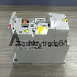 Inversor ABB ACS350-03E-07A3-4 USADO - Imagen 1 de 3