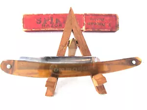 Vintage Alfred Field & Co. "Commodore" A-2221 Straight Razor with a Box - Picture 1 of 7