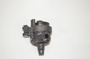 BMW G20 330e Zirkulationswassermotor 8840614 64218840614 - Foto 1 di 4