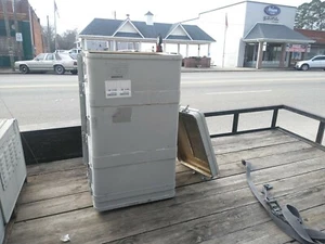 MILITARY ALUMINUM STORAGE BOX FOR ELECTRONICS 44 X 26 WIDE AND 19 HIGH - Picture 1 of 21