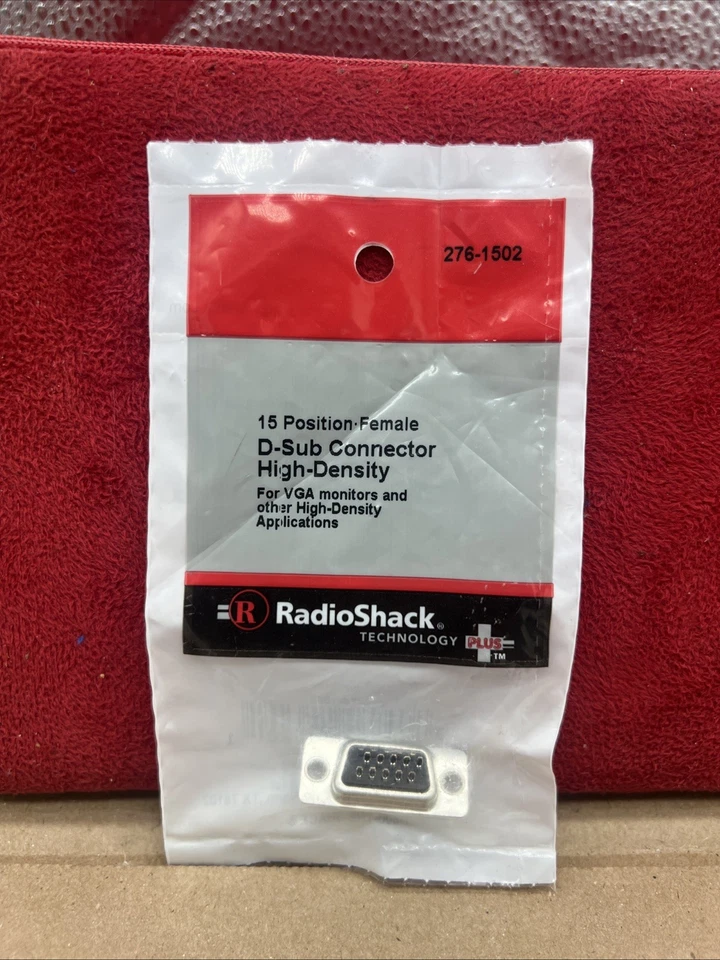 Radioshack 15 Position·Female D-Sub Connector High Density No. 276-1502 - Image 1 of 3