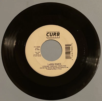 Leann Rimes “ Commitment / Looking Through Your Eyes “ 45 Vinyl Record 7” Foto 1 de 2