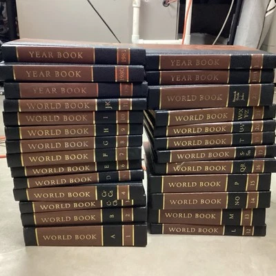 World Book Encyclopedia 1979 Complete 22 Vol Set , Year Books And Research Book — 第 1/4 张图片