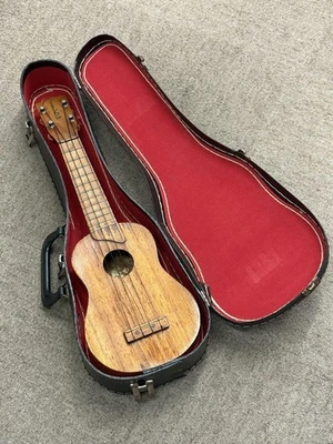 Rare Kamaka Old Gold Label - Image 1 of 4