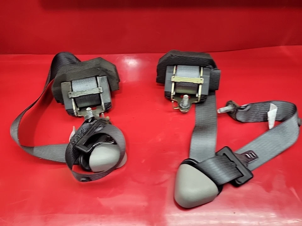 05 06 07 Juego de retractores de cinturón de seguridad trasero gris Ford Escape Mercury Mariner OEM Foto 1 de 4