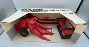 Cosechadora de forraje Ertl Case International 1/16 - #209 1986 - Imagen 1 de 9
