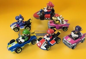 Lot Of 5 Mattel Hot Wheels Mario Kart 2018 Cars 1 Bigger Plastic Mario Cart - Picture 1 of 8