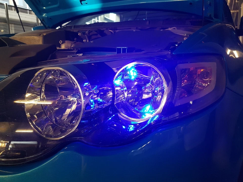 Bright Blue LED Front Parkers Globes for Holden VE VF Commodore HSV SV6 SS - image 1 of 1