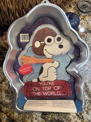 1965 Vintage Wilton Snoopy Cake Pan- NEW NEVER USED -Original Documents - Image 1 of 4