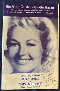 RARA ACTRIZ BETTY GRABLE FIRMADA AUTOGRAFIADA NACIDA AYER PROGRAMA DE TEATRO 70 - Imagen 1 de 5