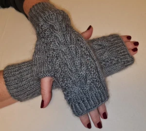 Fingerlose Handschuhe , Fingerless , Glovelettes, Handstulpen, Pulswärmer - Bild 1 von 3