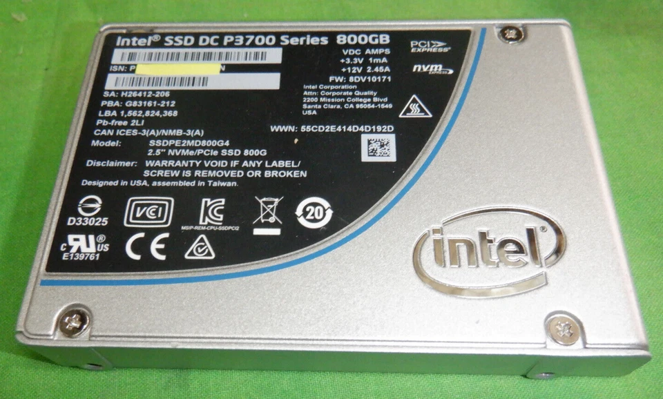 Intel DC P3700 Series SSD 800GB 2.5" NVMe PCIe SSDPE2MD800G4 - Image 1 of 2