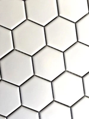 Salpicadero de pared de piso de mosaico de porcelana mate esmaltado hexagonal blanco de 2" cocina Foto 1 de 4