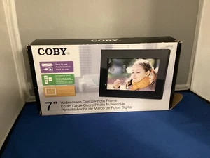 COBY DP700BLK 7" DIGITAL PHOTO FRAME. Widescreen Digital Photo Frame - Picture 1 of 2