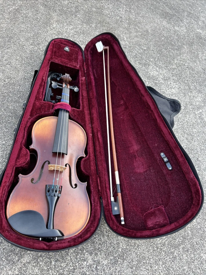 Bellafina Sonata Violin 4/4 With Case  - Image 1 of 4