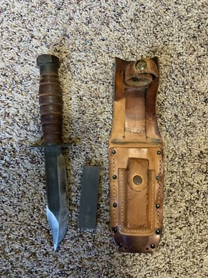 Vtg Camillus N.Y. 5-1984 Fixed Blade Knife w/Leather Sheath & Sharpening Block - Image 1 of 4