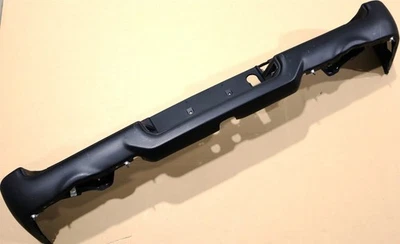 19-25 RAM 1500 Rebel TRX 双排气后保险杠 68404446AB 原始设备制造商工厂 — 第 1/4 张图片