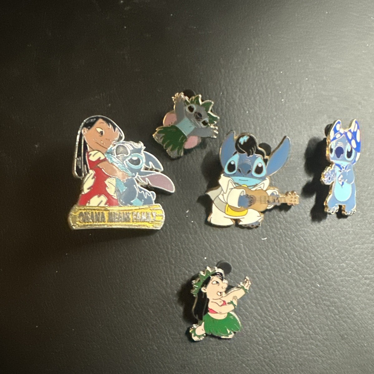 D23 expo ディズニーピン　ピンバッジ　WDI MOG スティッチ WDI MOG Off the Page Series Lilo and Stitch LE 300 Disney