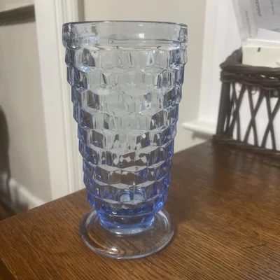 Cubo vaso vintage Indiana Glass Whitehall azul con patas de té helado colonia cubista Foto 1 de 4