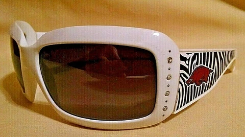 UNIVERSITY ARKANSAS SUNGLASSES RAZORBACKS WHITE PLASTIC RHINESTONES USED FO51RS Cover
