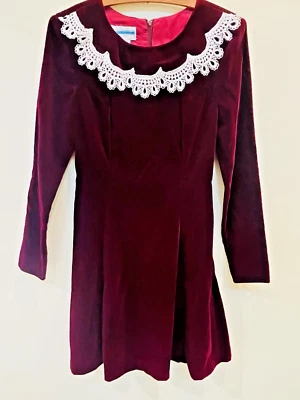 Jessica McClintock Gunne Sax Ruby Red Velvet Victorian Dress w Lace Neck Trim - Image 1 of 4