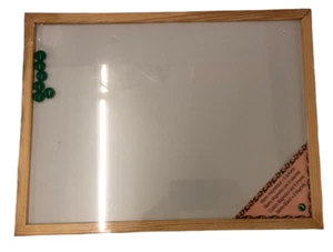 LAVAGNA BIANCA MAGNETICA SCRIVIBILE CON 6 MAGNETI BORDI IN LEGNO CM 39,5 X 30 - Foto 1 di 3