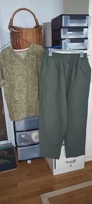 NSG UNIFORME TAFFORD EJÉRCITO VERDE PANTALÓN Y COLOR. TOP FLORAL TALLA. LRG. Foto 1 de 3