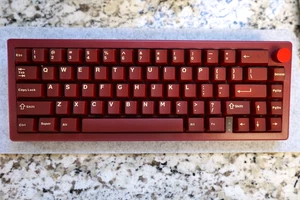 Custom Red Thocky | Hotswap Mechanical Keyboard 65% | Akko Creamy Blue V3 - Picture 1 of 7