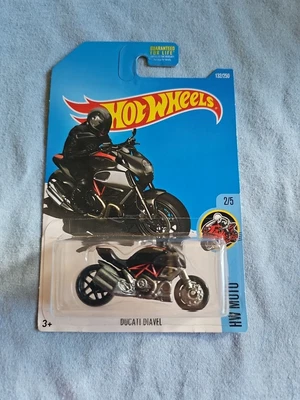 2016 Hot Wheels DUCATI DIAVEL Black 132/250 LITTLE BEND Moto - Image 1 of 4