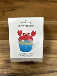 Hallmark Keepsake adorno de Navidad - Un pequeño pastel de cangrejo - 1º en serie - Imagen 1 de 4