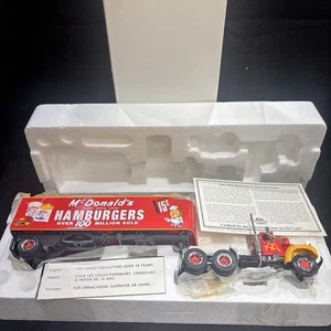 1998 MATCHBOX DINKY DYM34577 MCDONALDS 1955 MACK B61 TRACTOR TRAILER 1:50 TRUCK - Picture 1 of 4