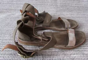 Damen A.S. 98 Leder Riemchen Metallic Riemchen Sandalen flach Gr. 40 EUR - Bild 1 von 6