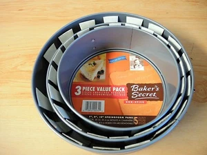 3 SIZES BAKERS SECRET SPRINGFORM PANS - 7", 8" AND 10" - Picture 1 of 7