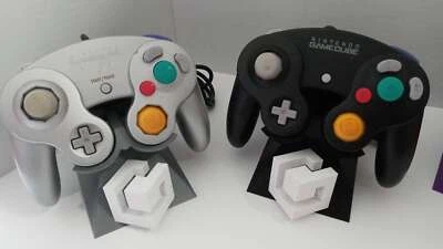 Nintendo GameCube 3D Controller Stand - Image 1 of 4