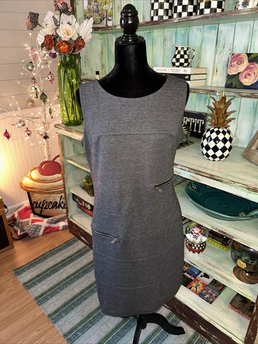 VETEMENTS Abito En Focus donna 14 nero bianco twill senza tempo chic elasticizzato