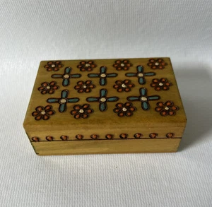 Carved wood painted trinket box 3” x 2” x 1” Flowers - Picture 1 of 5